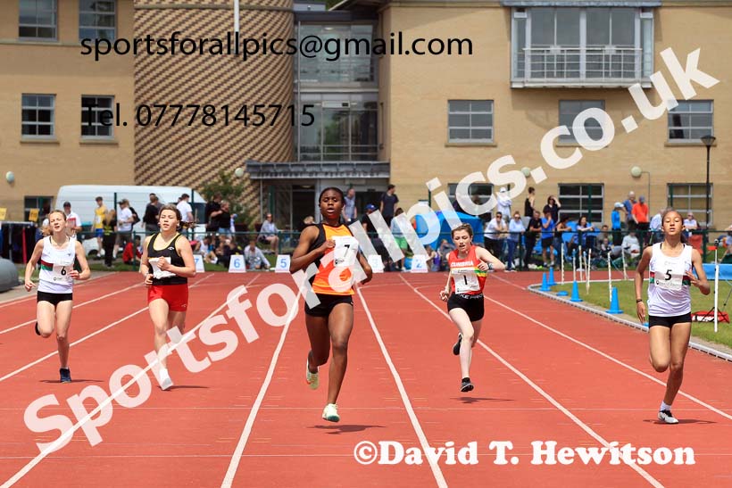 Girls Under-15s 200 metres, 2022 Northern Inter Counties U17s and U15s Track and Field, York, Thursday, June 2nd. Photo: David T. Hewitson/Sports for All Pics